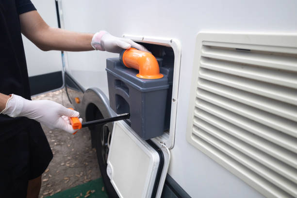 Porta potty delivery and setup in Merrydale, LA